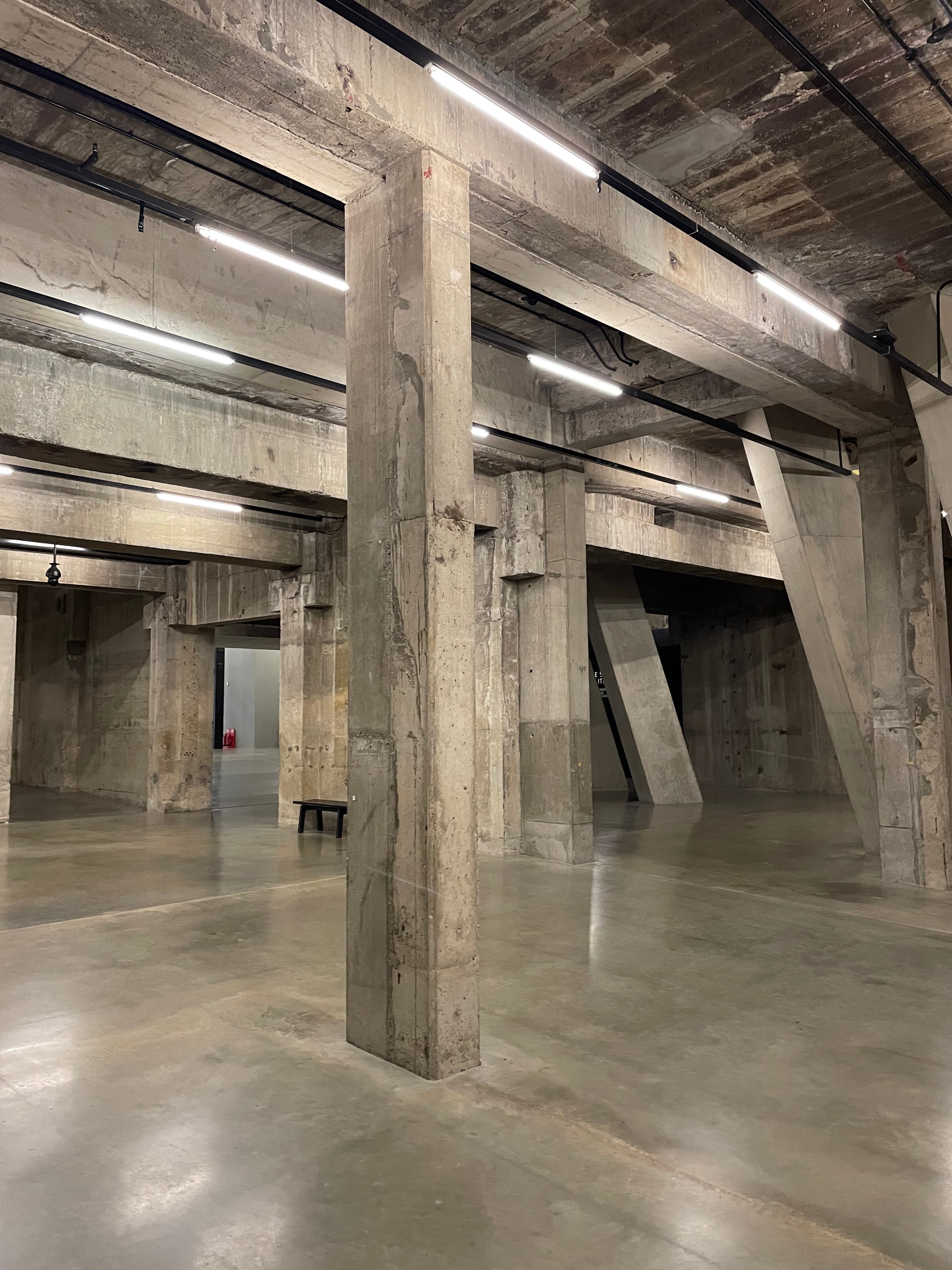 Cover Image for Cathedral, Art Gallery and Tower Bridge